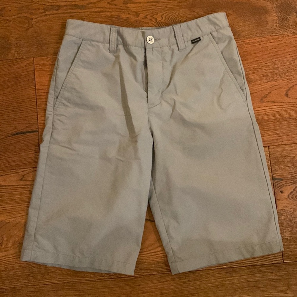 Travis Mathew boys golf shorts